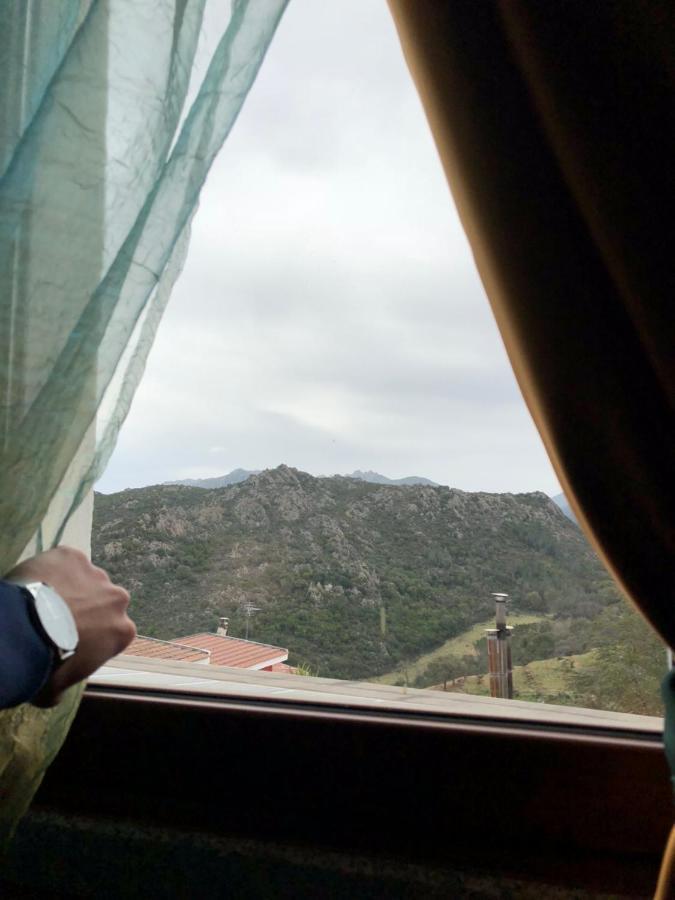 Sa Dom'E Malloru Burcei Exteriér fotografie